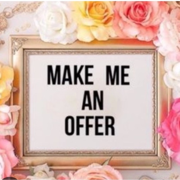 DONT BE SHY SEND ME AN OFFER - Picture 1 of 1